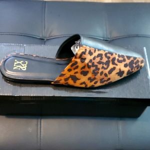 NY&C WOMEN'S Ryanflat sandals size 10